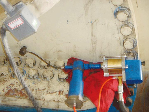 QDZJ-757A Pneumatic Sealant Injection Gun VS KH-35 Manual Sealant Gun